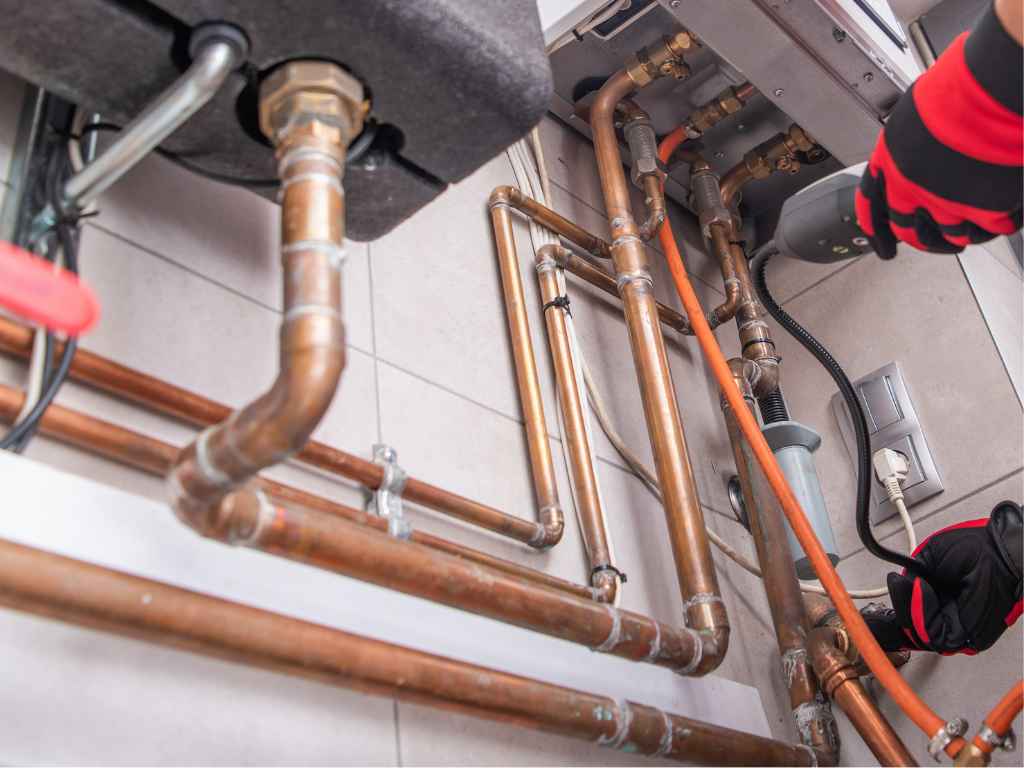 copper pipe plumbing installation